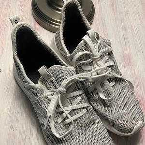 Adidas sneakers size 8